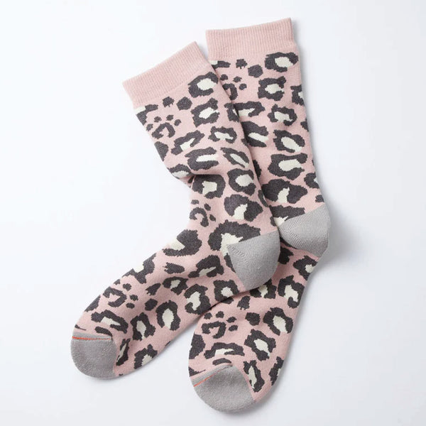 Pile Leopard Crew Socks - Pale Pink